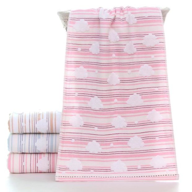 Jacquard cloud absorbent towel (1)