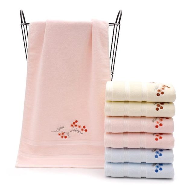 Plum towel (3)