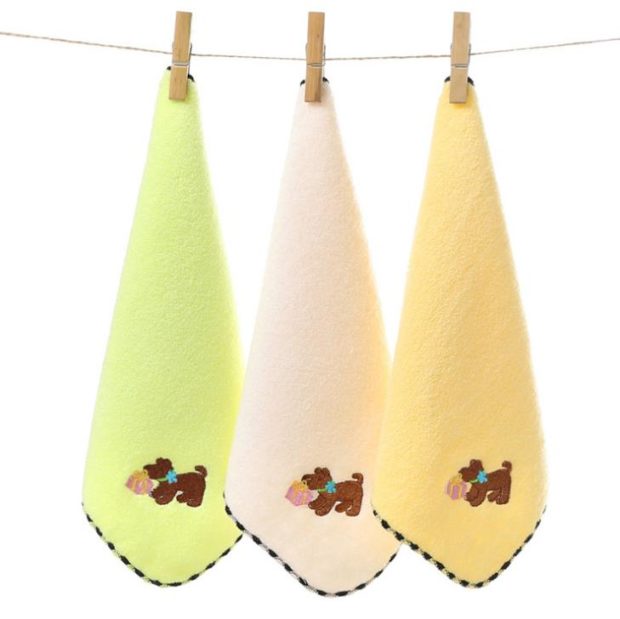 Cartoon puppy absorbent kerchief (1)
